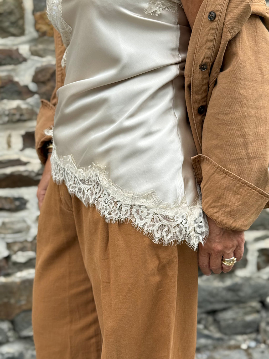 Top dentelle beige TU