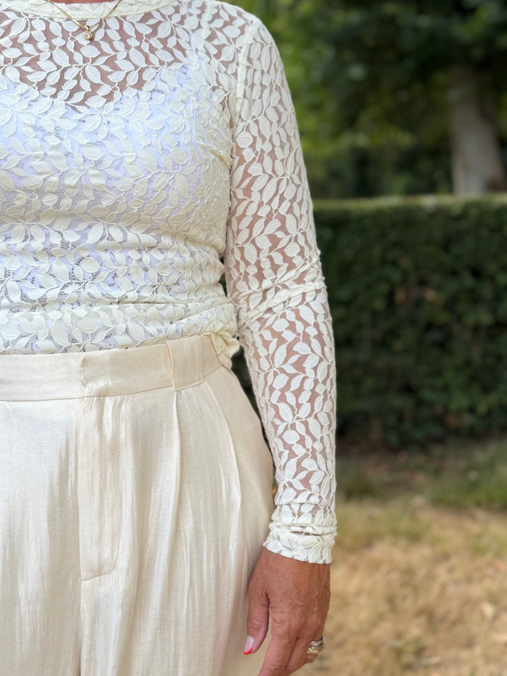 Dentelle Alix M