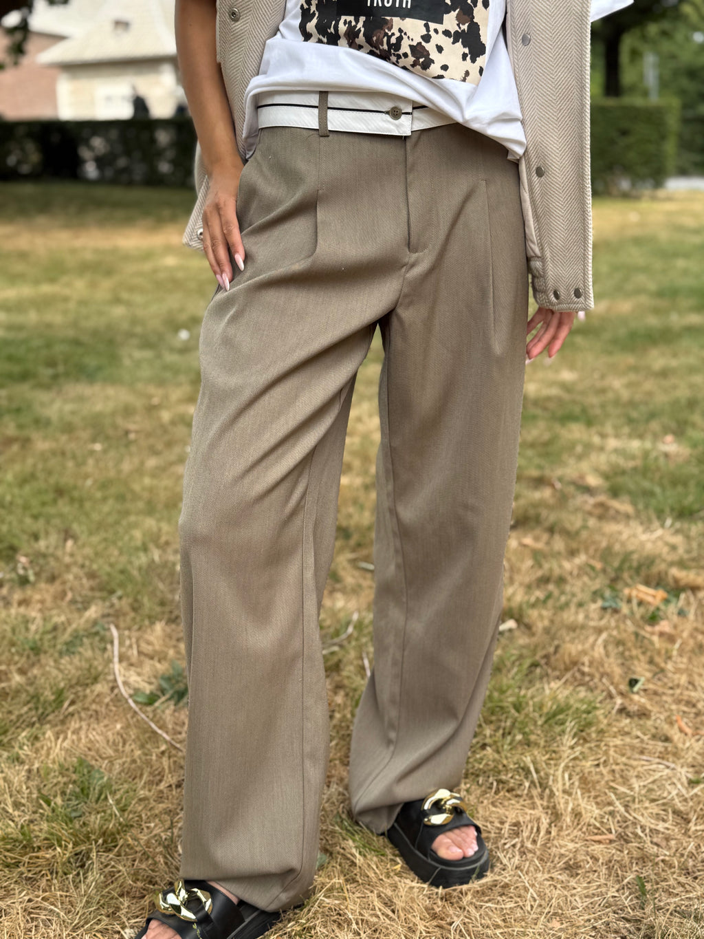 Pantalon Mbym neuf (avec étiquette : 99,95€) T.S