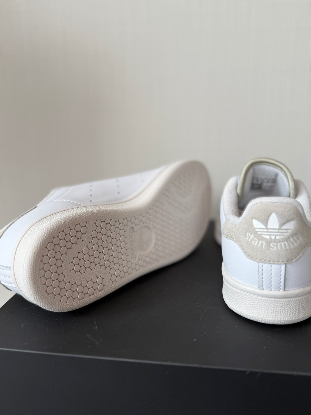Baskets ADIDAS neuves P.36 2/3