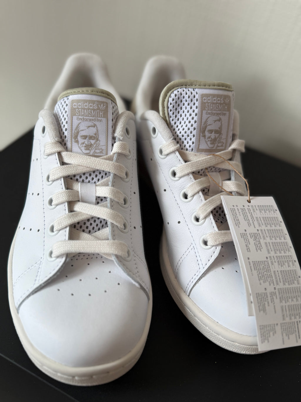 Baskets ADIDAS neuves P.36 2/3