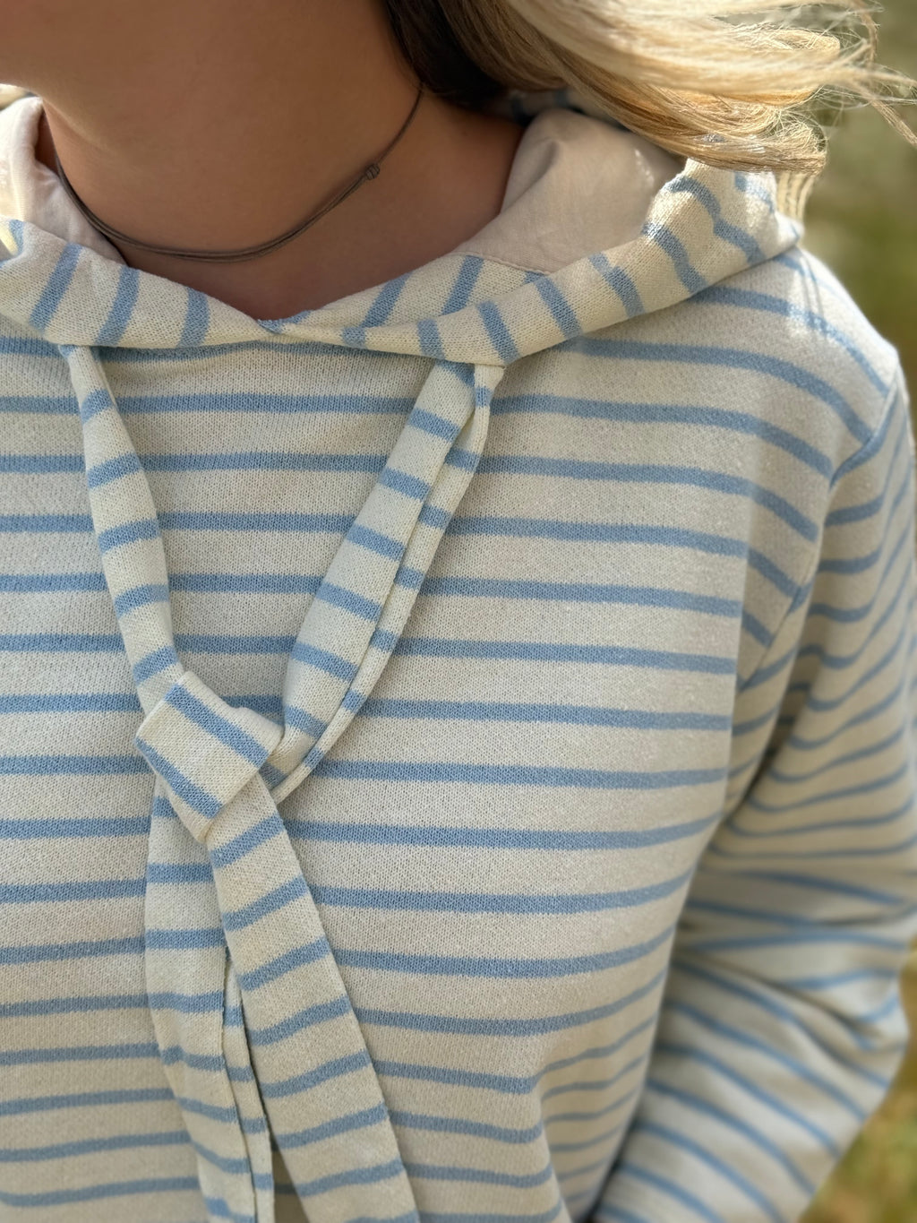 Pull à capuche TU
