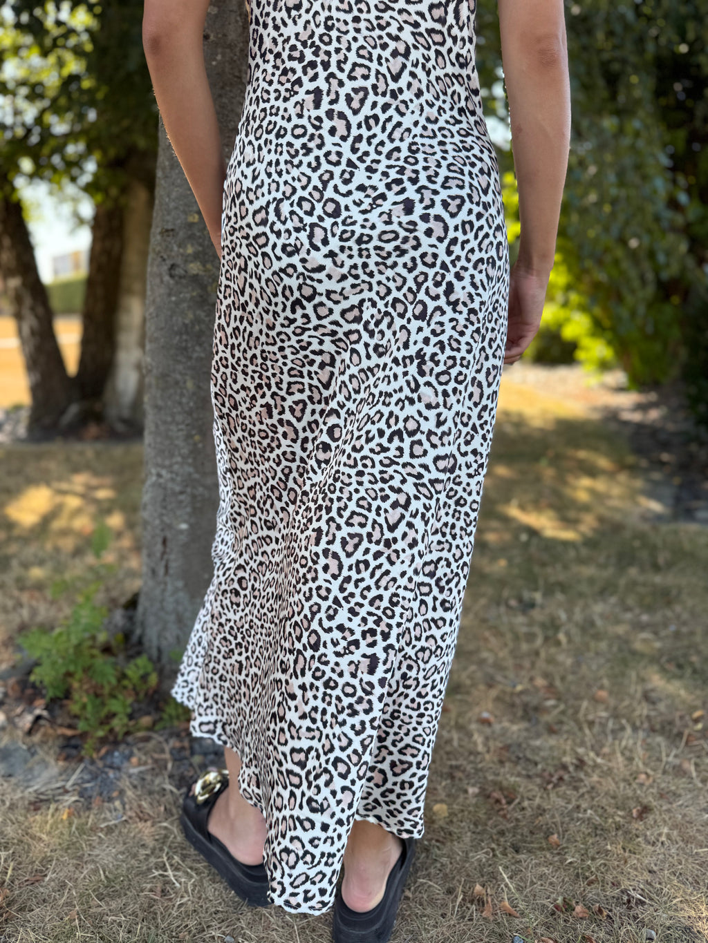 Robe GUESS T.M
