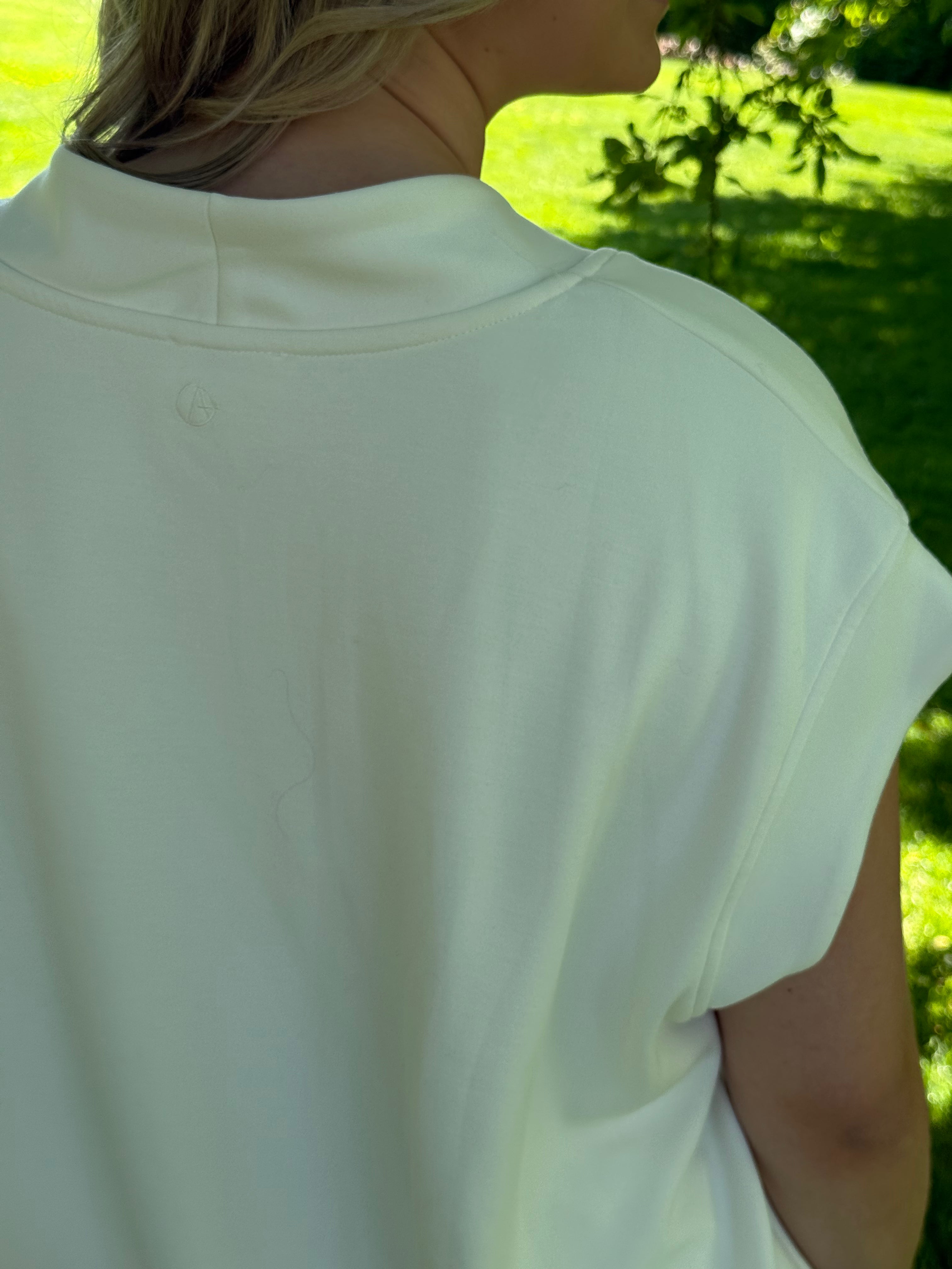 Pull Aimée the Label T.S